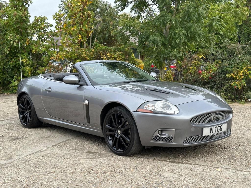 Jaguar XKR